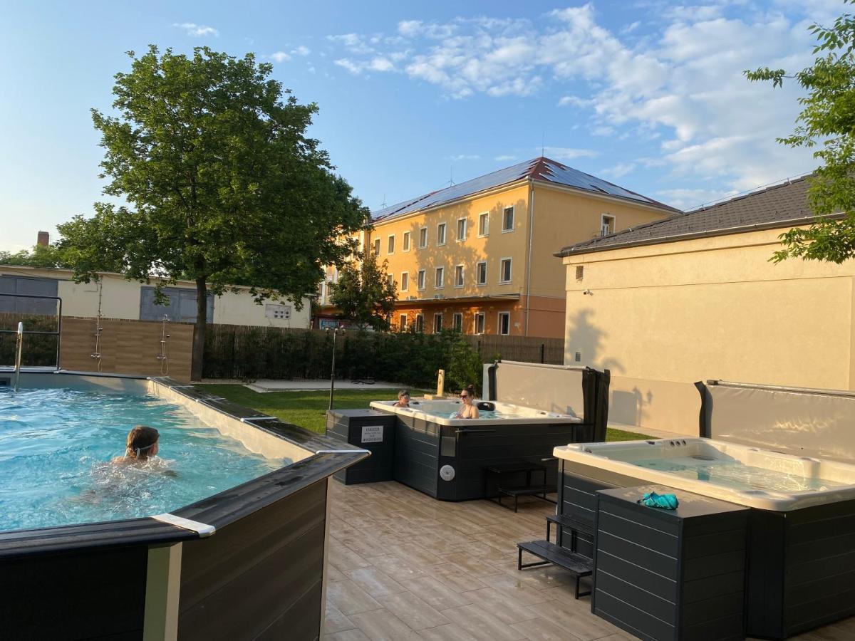Inter Hotel Debrecen Luaran gambar